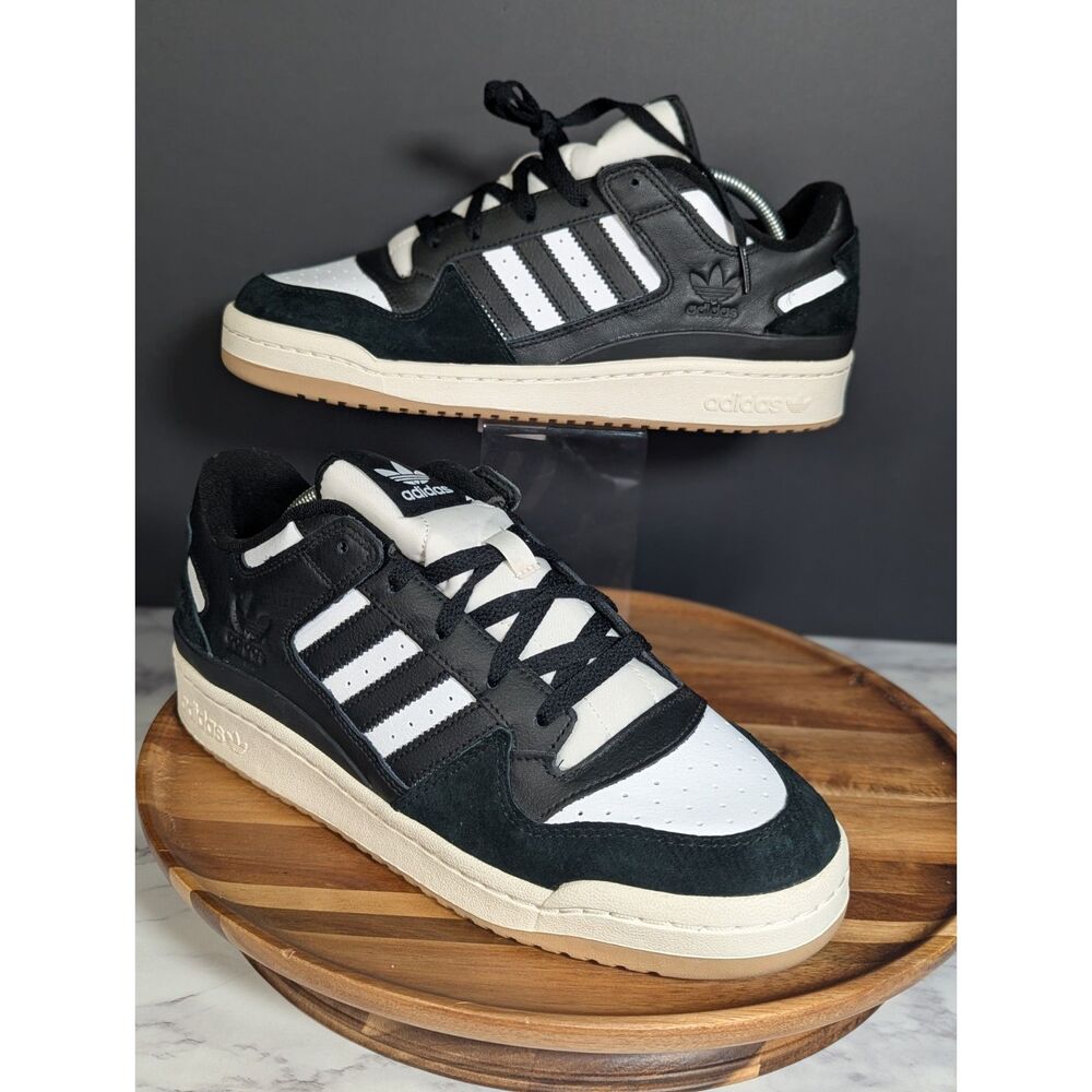 Adidas Forum Low Classic Mens Size 10 Core Black White Gum Sole NWOB ID6857